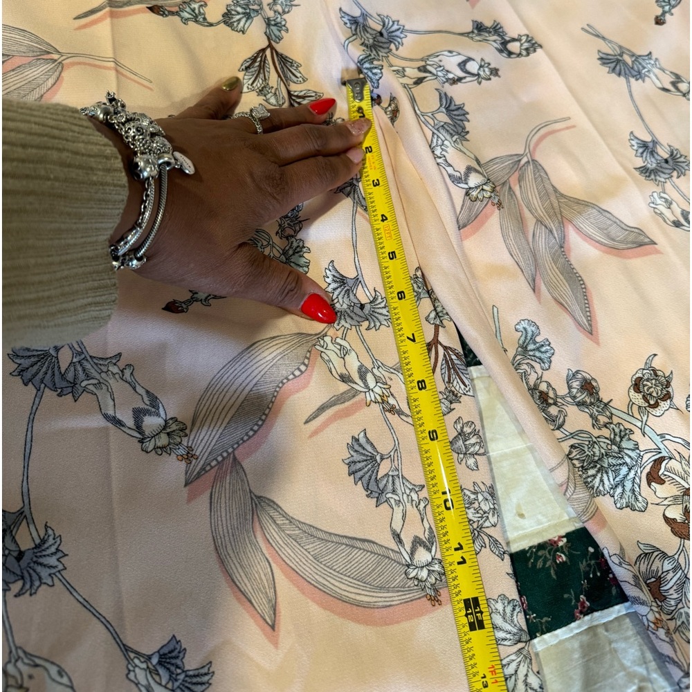 Beautiful flowered pants - Picture 4 of 5